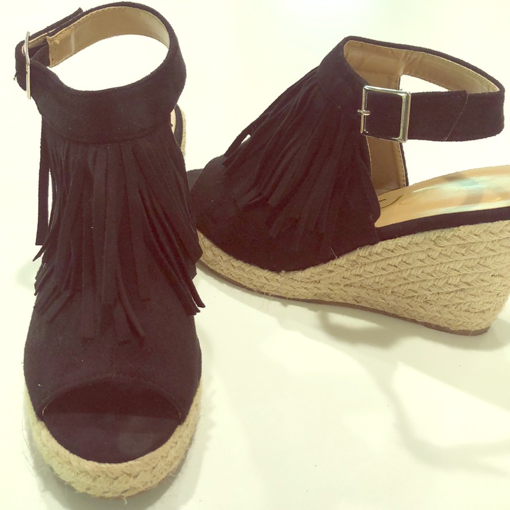 Ccocci black fringe suede wedge